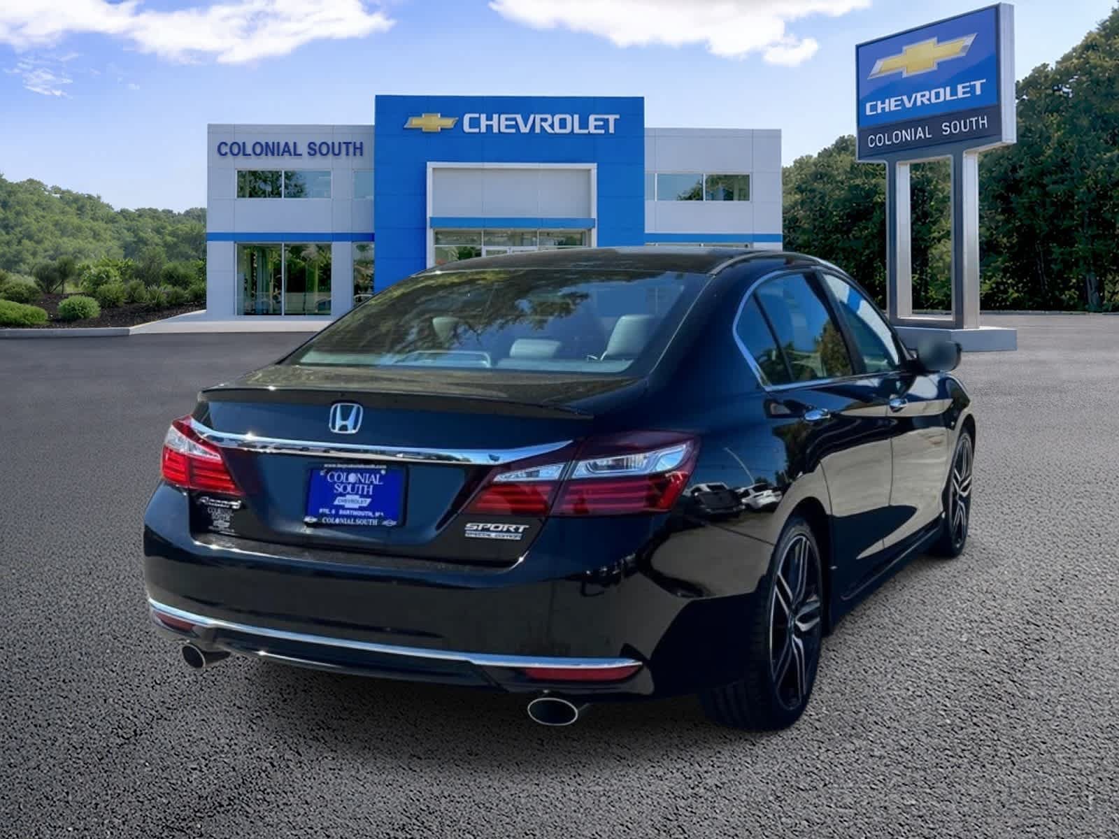 Used 2017 Honda Accord Sport Special Edition image 6