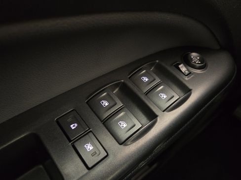 Used 2020 Chevrolet Colorado Z71 AWD/4WD image 26