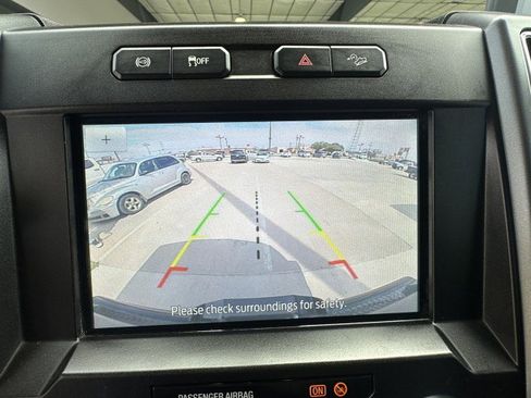 Used 2022 Ford F250 XLT w/ FX4 Off-Road Package image 21