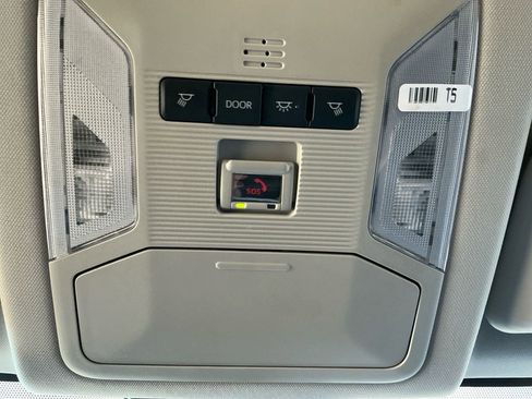 Used 2024 Toyota RAV4 LE image 25