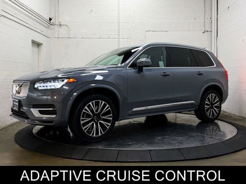 Used 2023 Volvo XC90 T8 Core w/ Climate Package image 4