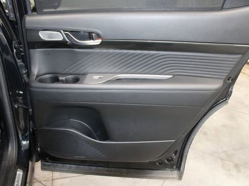 Used 2024 Hyundai Palisade Calligraphy image 32