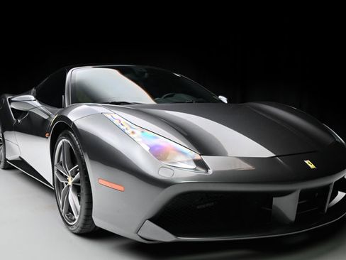 Used 2016 Ferrari 488 GTB image 31