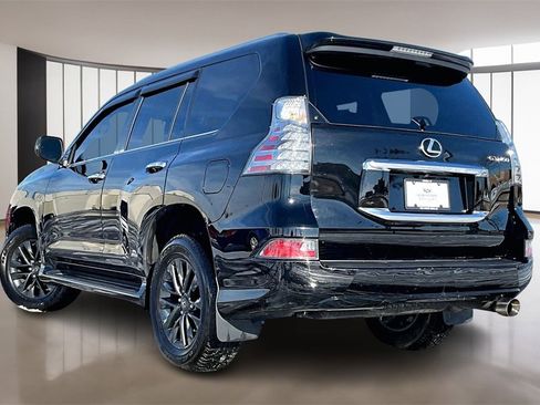 Used 2023 Lexus GX 460 Premium w/ Premium Package image 12