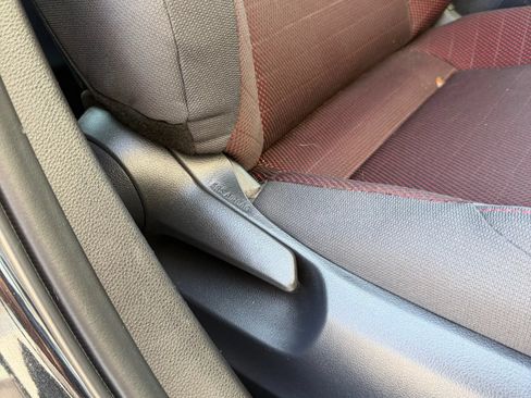 Used 2024 Toyota Corolla SE FWD image 19