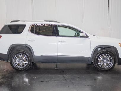 Used 2023 GMC Acadia SLT