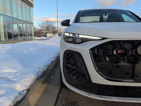 New 2025 Audi SQ5 Premium Plus image 39