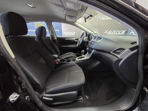 Used 2015 Nissan Sentra S image 25
