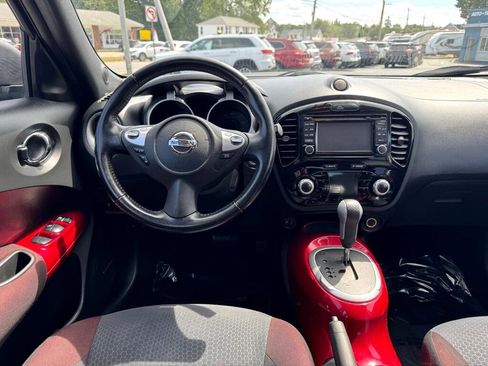 Used 2016 Nissan Juke SV w/ Technology Package image 17