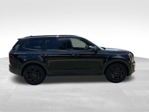 Used 2022 Kia Telluride SX w/ Nightfall Edition Package AWD/4WD image 2