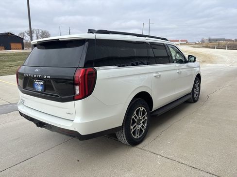 New 2026 Ford Expedition Max Active image 4
