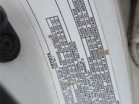 Used 2003 Toyota Avalon XLS image 18