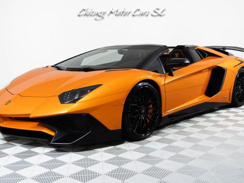 Used 2017 Lamborghini Aventador LP 750-4 Superveloce AWD/4WD image 2
