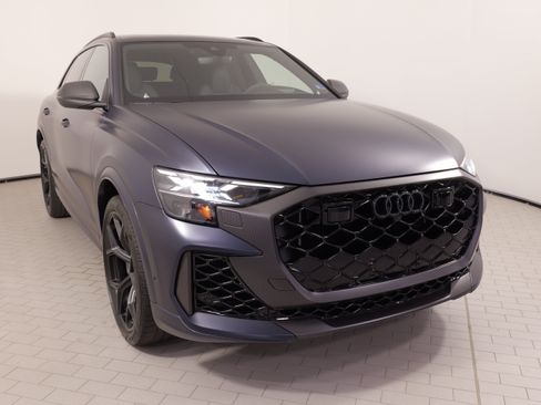 Used 2025 Audi RS Q8 performance AWD/4WD image 6