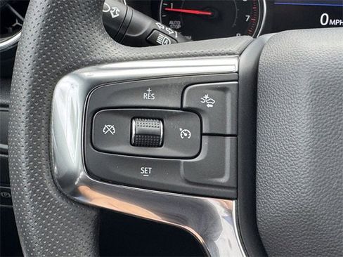 New 2025 Chevrolet Blazer LT w/ Convenience Package image 17