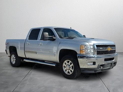 Used 2013 Chevrolet Silverado 2500 LTZ w/ LTZ Plus Package AWD/4WD image 6