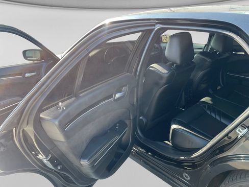 Used 2023 Chrysler 300 C RWD image 13