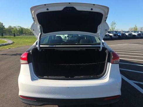 Used 2017 Kia Forte LX FWD image 10