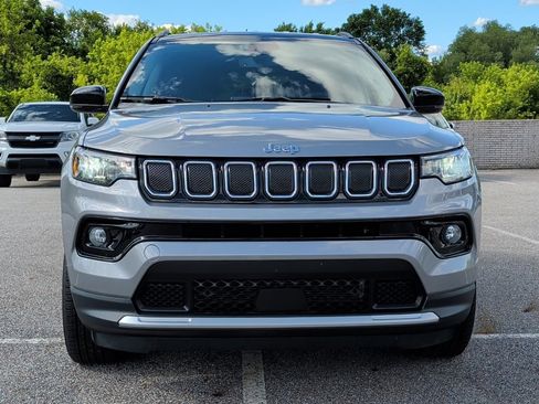 Used 2022 Jeep Compass Limited AWD/4WD image 14