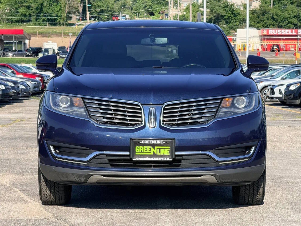 Used 2017 Lincoln MKX Select AWD/4WD image 3