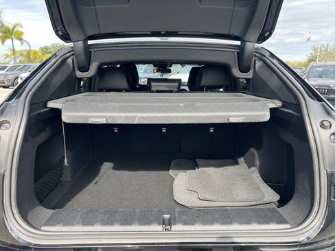 Certified 2025 BMW X2 xDrive28i image 16