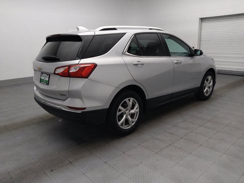 Used 2018 Chevrolet Equinox Premier FWD image 10