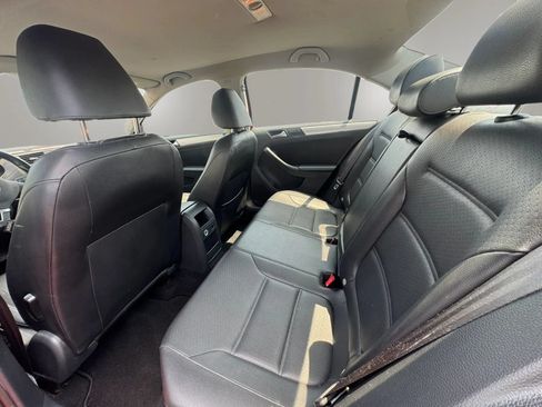 Used 2014 Volkswagen Jetta SE FWD image 13