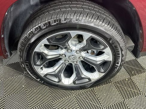 Used 2022 RAM 1500 Limited AWD/4WD image 34