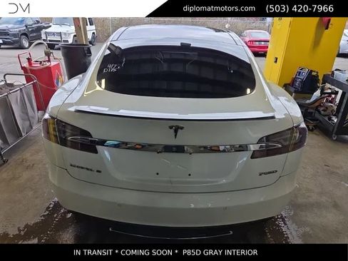 Used 2015 Tesla Model S P85D image 5