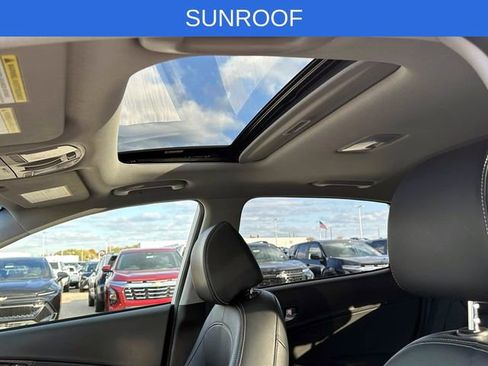 Used 2021 Hyundai Kona Limited image 17