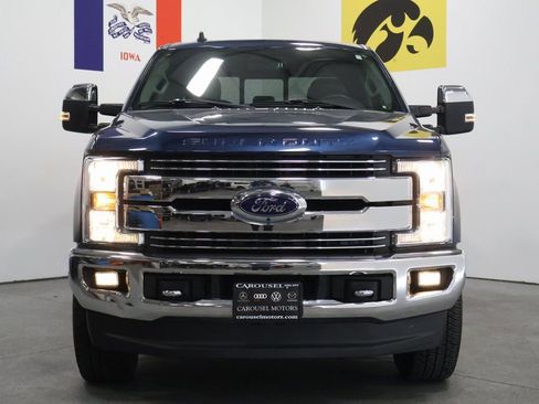 Used 2019 Ford F350 Lariat w/ Chrome Package image 7