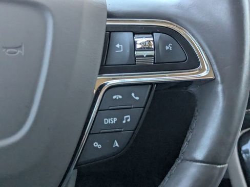 Certified 2022 Lincoln Nautilus Reserve w/ Equipment Group 201A image 27