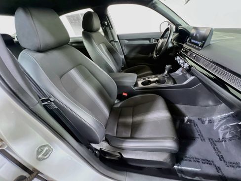 Used 2023 Honda Civic Sport image 25