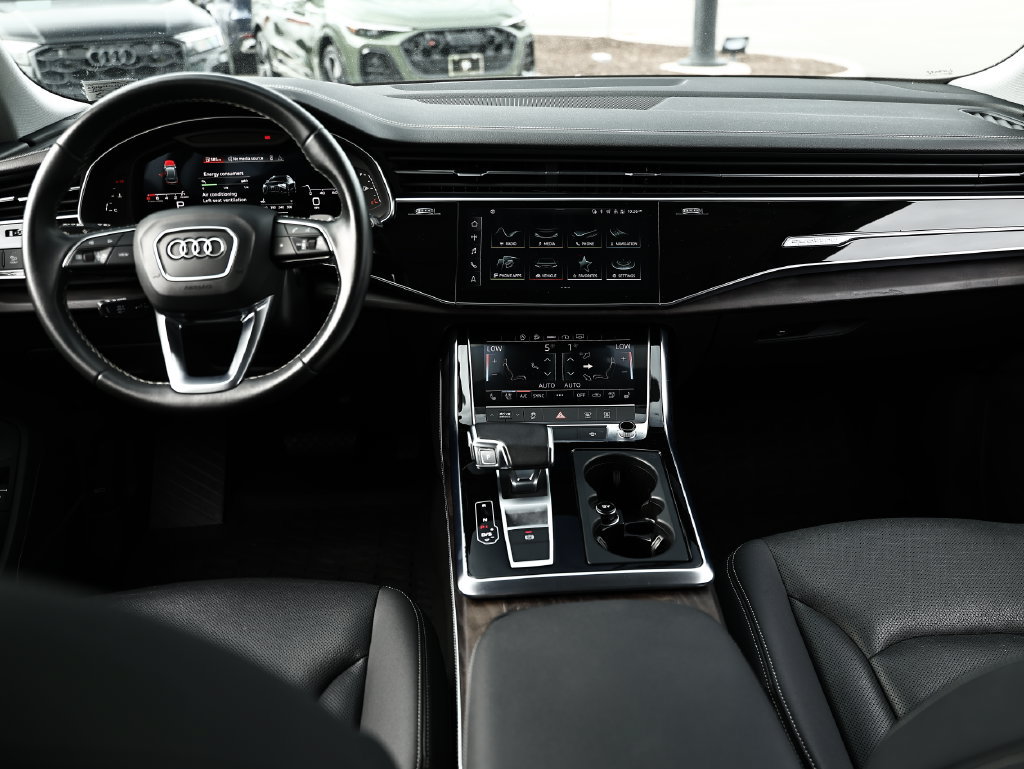 Certified 2023 Audi Q8 Premium Plus w/ Premium Plus Package AWD/4WD image 27