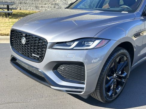 Certified 2025 Jaguar F-PACE R-Dynamic S image 11
