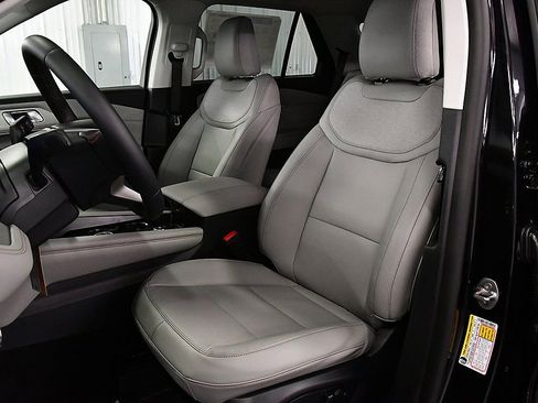 New 2026 Ford Explorer Active w/ Active Comfort Package image 29