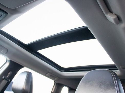 Used 2024 Mitsubishi Outlander SE image 40