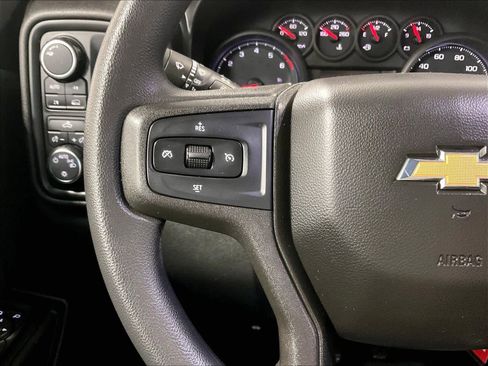 Used 2019 Chevrolet Silverado 1500 Custom w/ Custom Value Package image 22