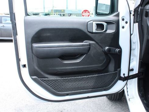 Used 2024 Jeep Wrangler Sport AWD/4WD image 10