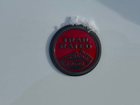 New 2026 Jeep Compass Trailhawk w/ Sun, Sound & Navigation Group AWD/4WD image 36