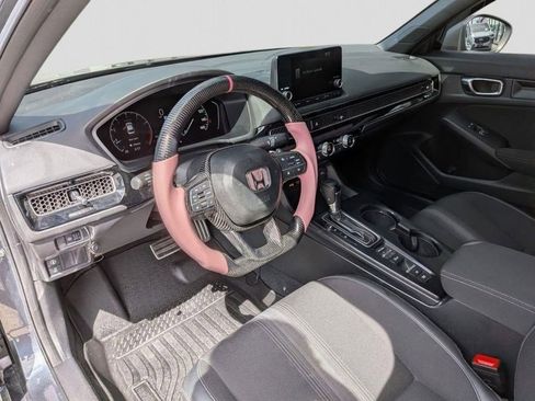 Used 2023 Honda Civic Sport image 13
