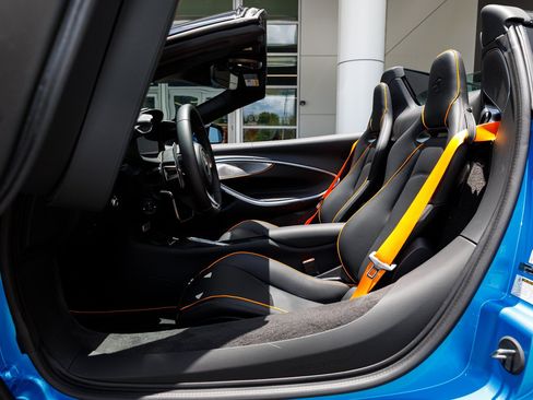 New 2026 McLaren Artura Spider RWD image 17