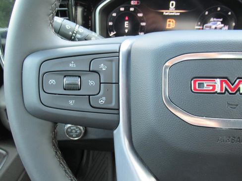 New 2026 GMC Sierra 2500 SLE w/ SLE Value Package; AWD/4WD image 27