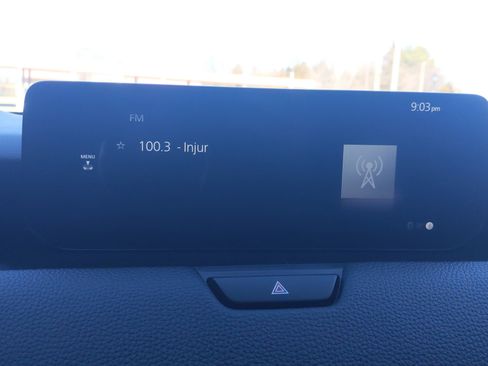 Used 2024 MAZDA CX-90 3.3 Turbo w/ Preferred Plus image 21