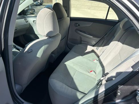 Used 2013 Toyota Corolla LE image 13