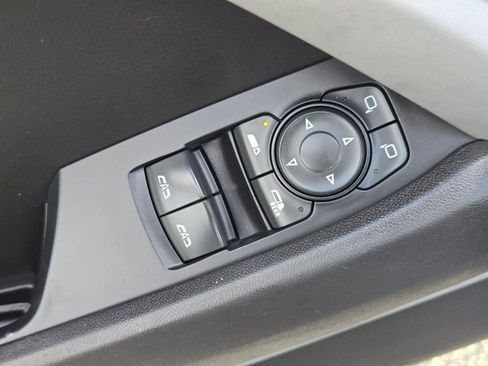 Used 2020 Chevrolet Camaro LT RWD image 19