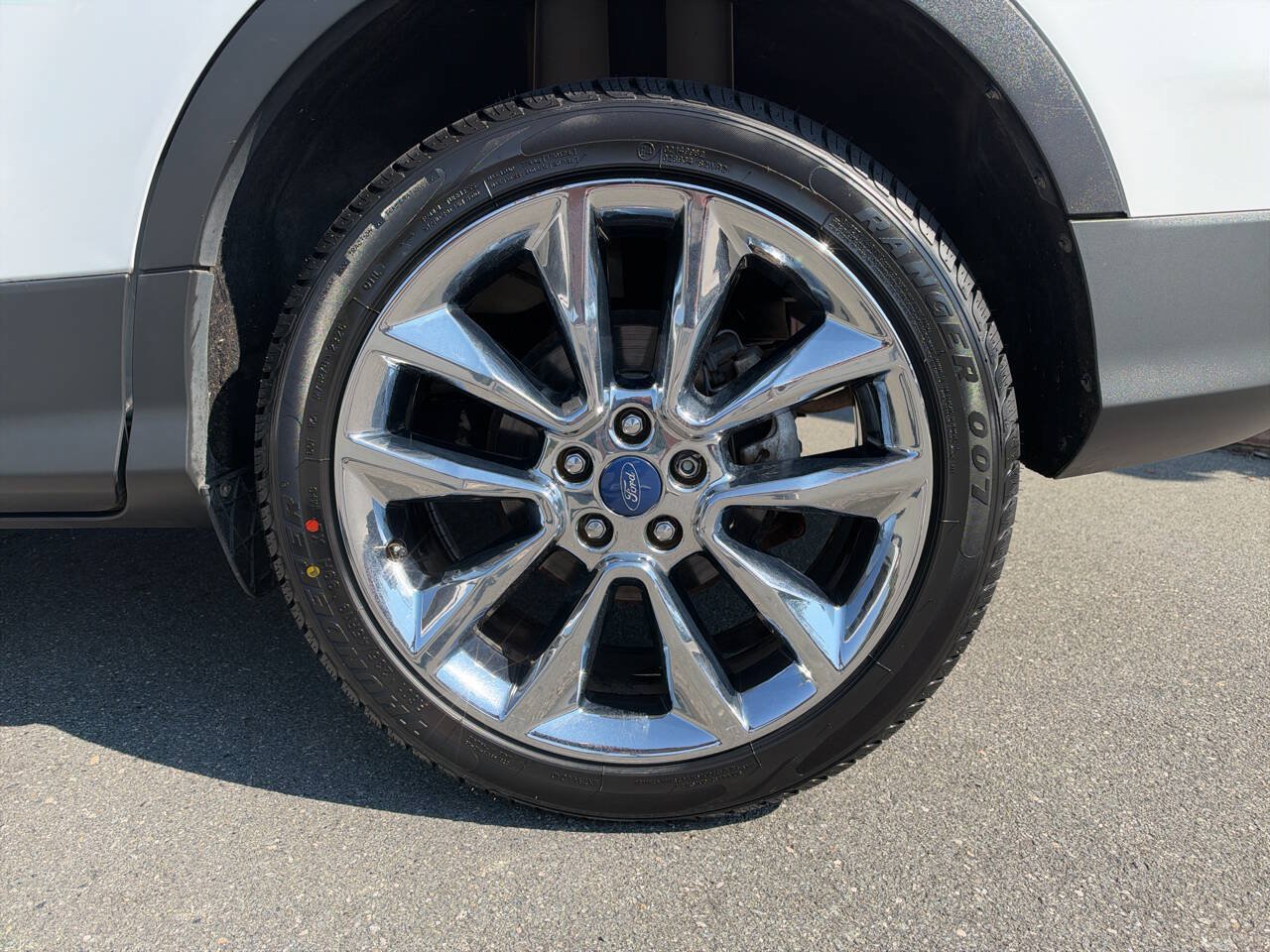 Used 2015 Ford Escape SE w/ SE Chrome Package AWD/4WD image 33