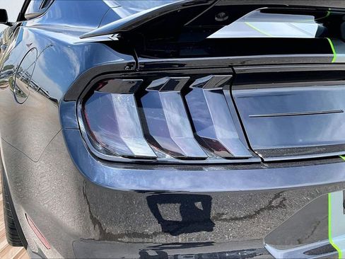 Used 2022 Ford Mustang Shelby GT500 w/ Technology Package RWD image 25