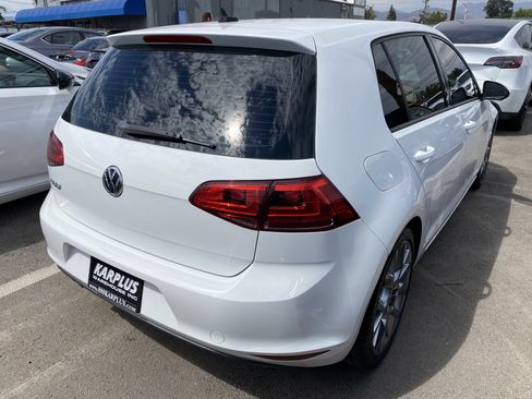 Used 2016 Volkswagen Golf S FWD image 10