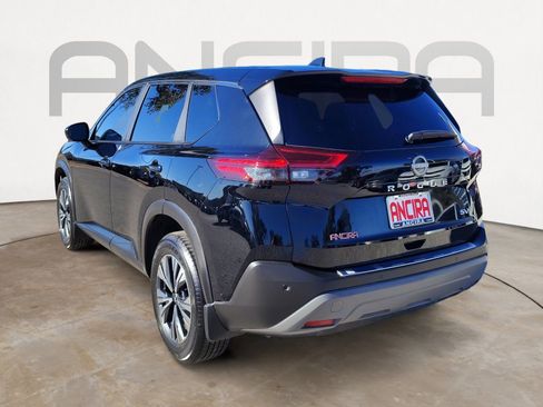 Certified 2023 Nissan Rogue SV image 12